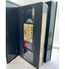 VHS Les nus et les morts
