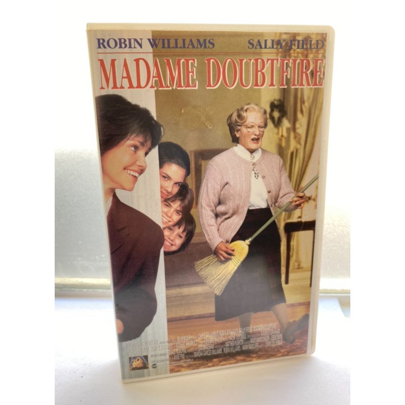 VHS Madame Doubtfire