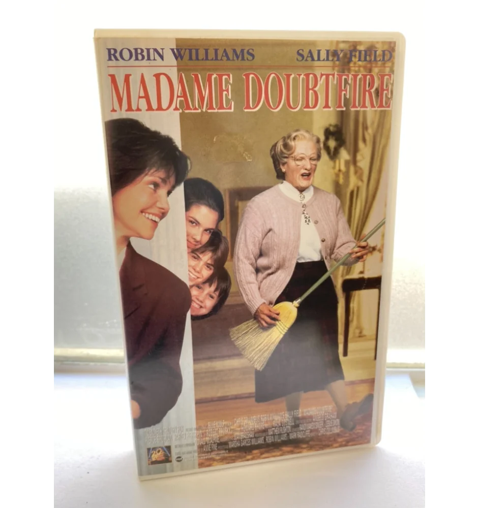 VHS Madame Doubtfire