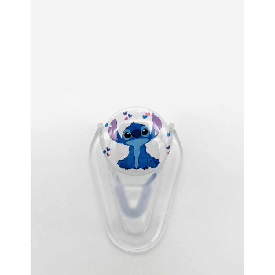 Badge petit format Stitch coeurs