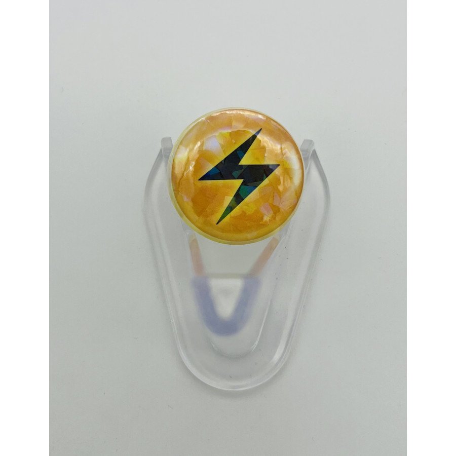 Badge petit format pokémon energie électrique Holo