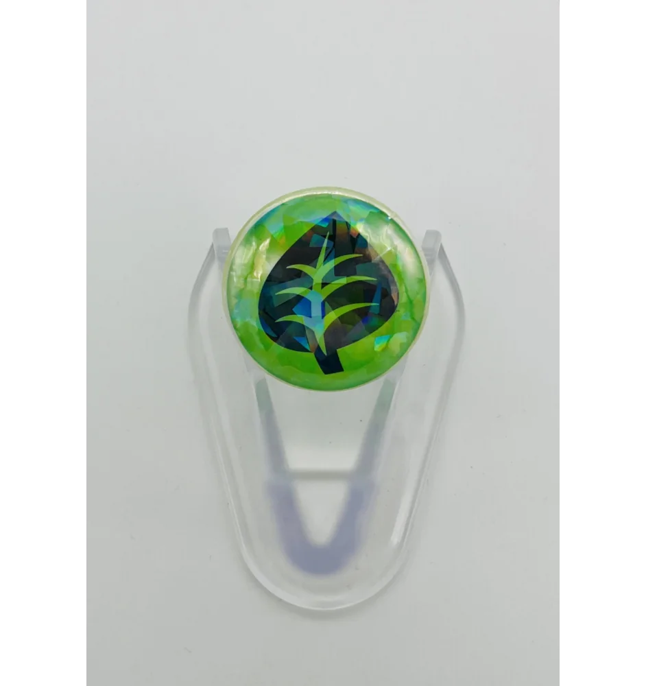Badge petit format pokémon energie plante Holo