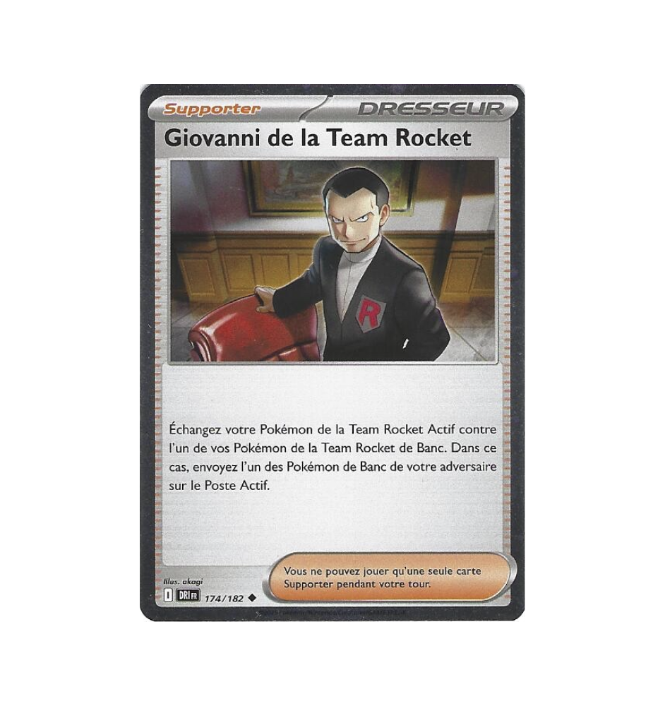 Dresseur Giovanni De La Team Rocket 174/182 Cosmo Holo