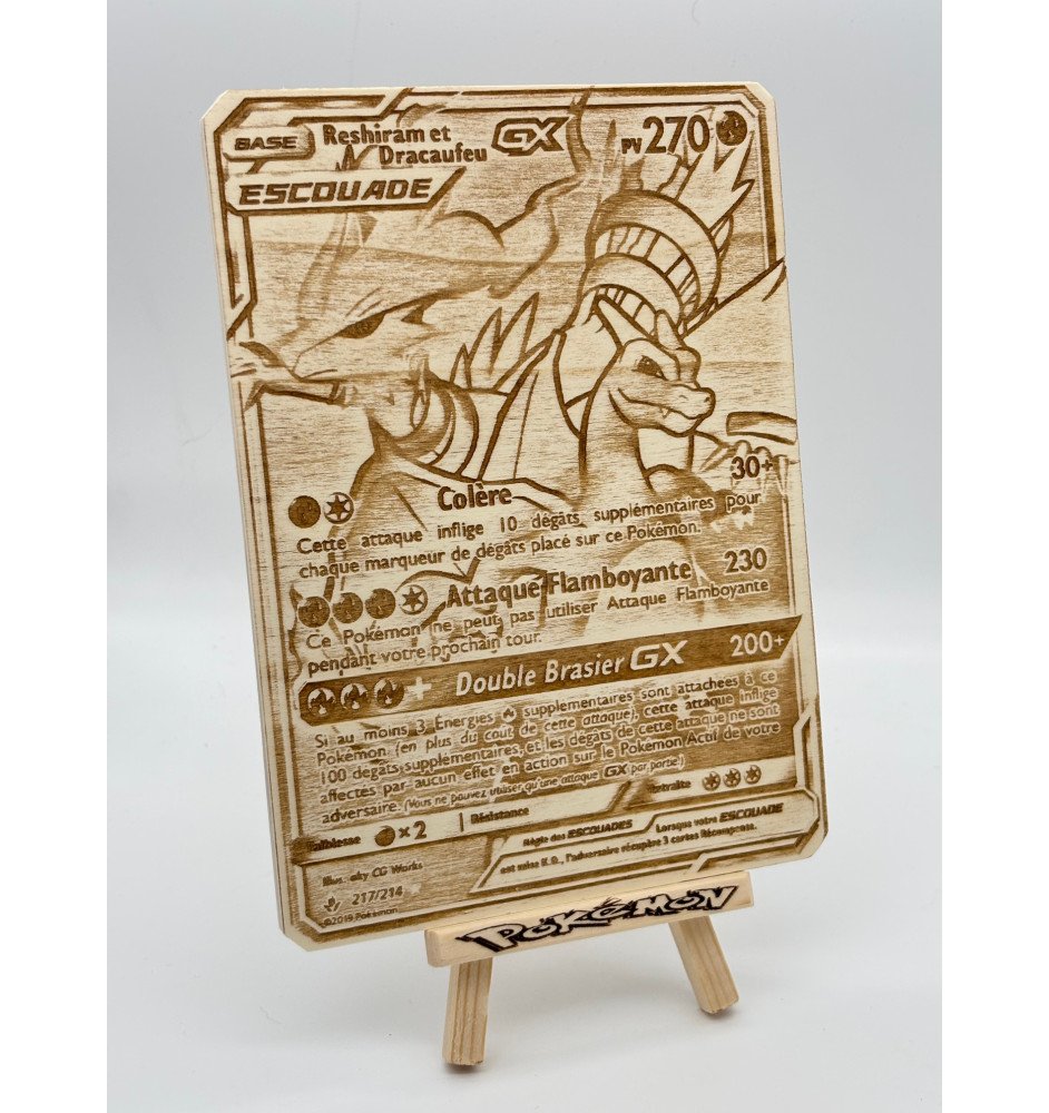 Gravure sur bois : Pokemon Reshiram Et Dracaufeu Gx Escouade 217/214