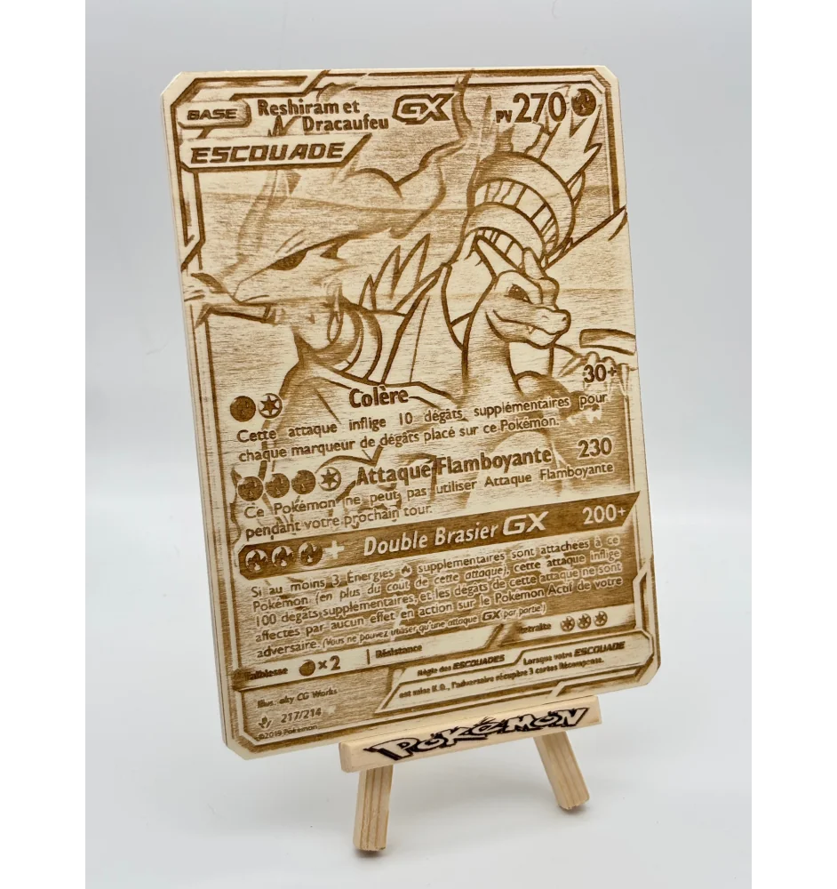 Gravure sur bois : Pokemon Reshiram Et Dracaufeu Gx Escouade 217/214